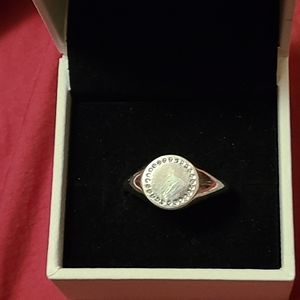 Pandora Circle Signet Ring